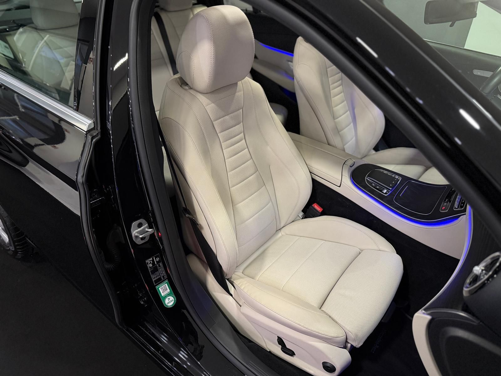 Mercedes-Benz E 220 d T 9G *PANO*LEDER-BEIGE*KAM*AHK*BURM*LED* foto 28