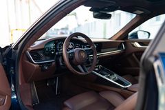 Fahrzeugabbildung Porsche 911 Turbo S *NACHTBLAU / APPROVED / VOLL*