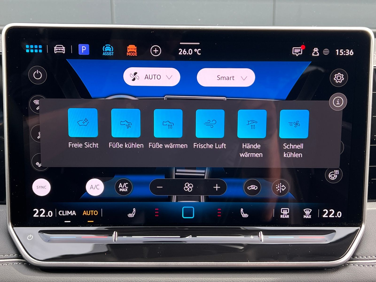 Fahrzeugabbildung Volkswagen Tiguan Elegance 1.5 eTSI DSG *AHK, IQ.Light, 18'