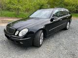 Mercedes-Benz Mercedes Benz, E 500, 4 Matic - Mercedes-Benz E 500 aus 2004: 4matic