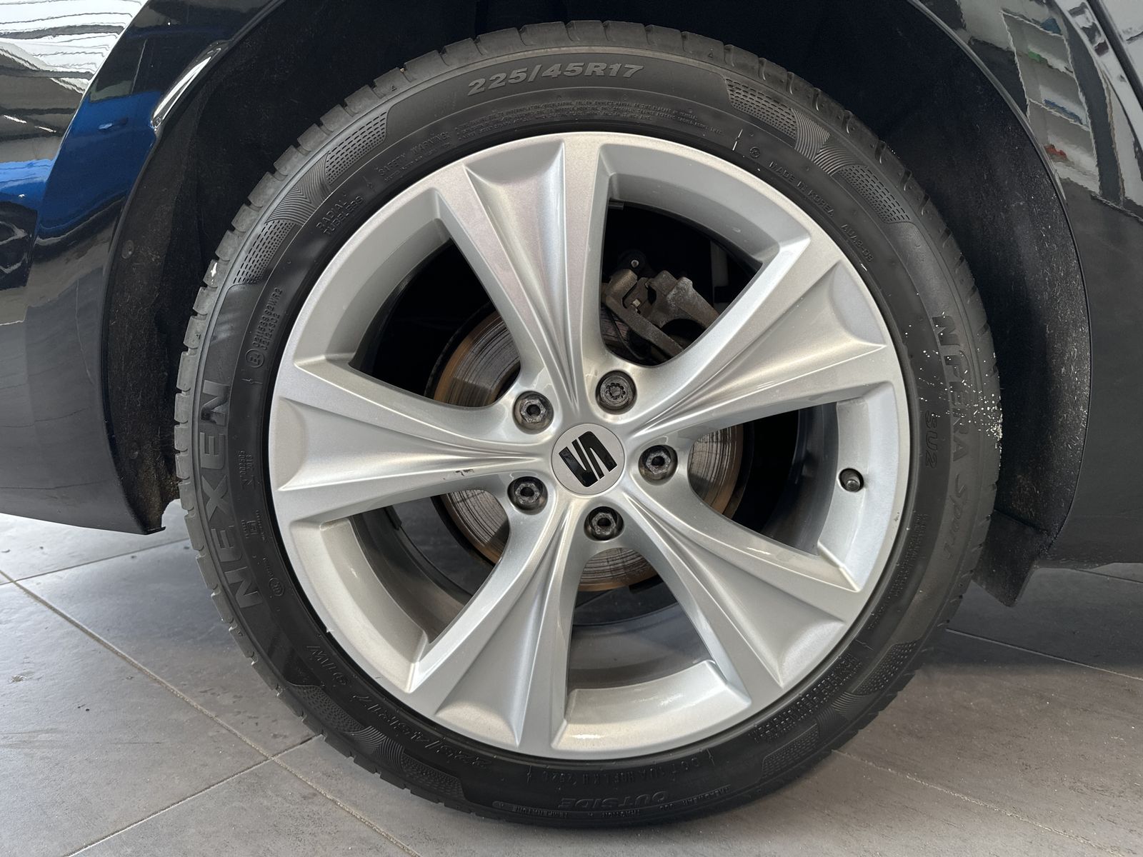 Fahrzeugabbildung SEAT Leon Sportstourer 2.0 TDI FR NAV+LED+V-COCK+PLA
