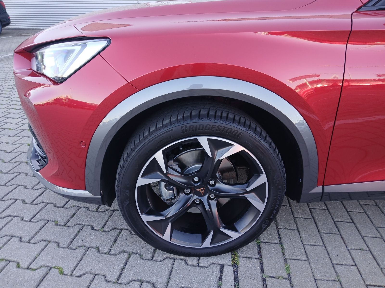Fahrzeugabbildung CUPRA Formentor 1.5 TSI DSG