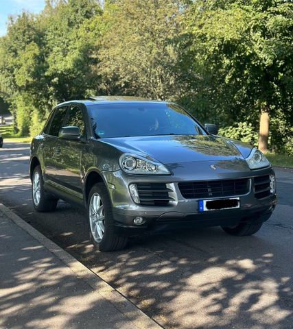 Porsche Cayenne S V8 / AHK / PDC / Rückfah...