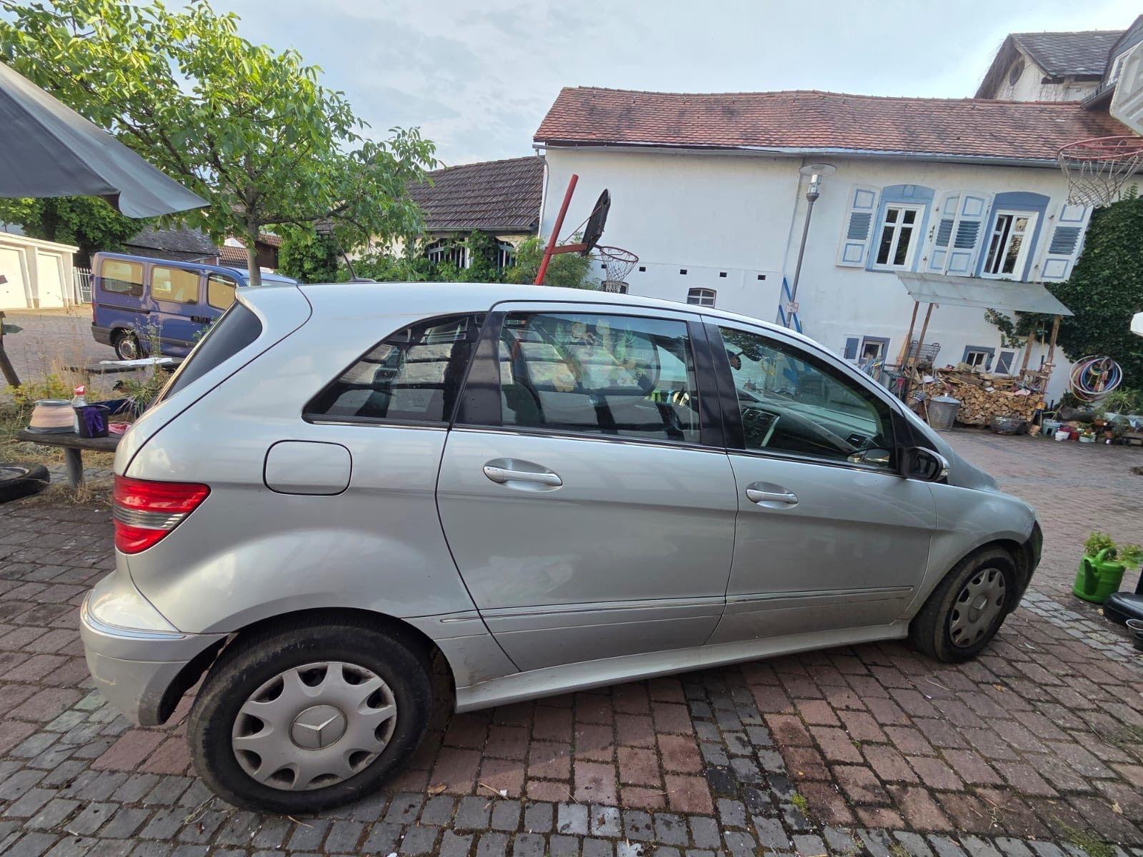 Mercedes-Benz B170 2006 — photo 6