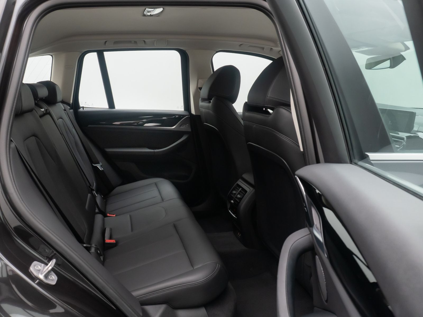 Fahrzeugabbildung BMW X3 xD20d Kamera DAB AHK Leder Sportsitz 19Zoll
