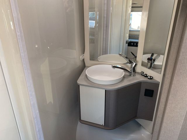 Etrusco V 6.6 SF AT Complete Selection Plissee Markise