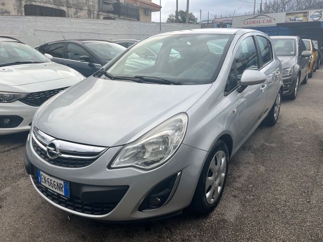 Opel Corsa 1.2 5 porte Anno 2013 PARI AL NUOVO