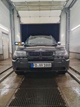 BMW Bmw X3 E83 2.5i - BMW X3 E83 mit Benzin-Antrieb