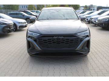 Audi Q8 e-tron - 8
