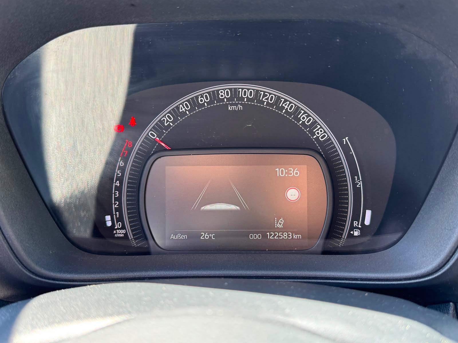 Toyota Aygo X Play Klima Kamera Multi Allwetterreifen