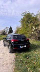 Hyundai i20 1.2 Style | Leder | Sitz- & Lenkradheizung - Hyundai i20: Schwarz