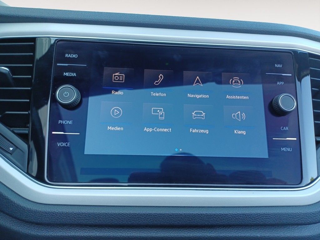Fahrzeugabbildung Volkswagen T-Roc Cabriolet 1.5 TSI R-Line Leder, Navi, DCC