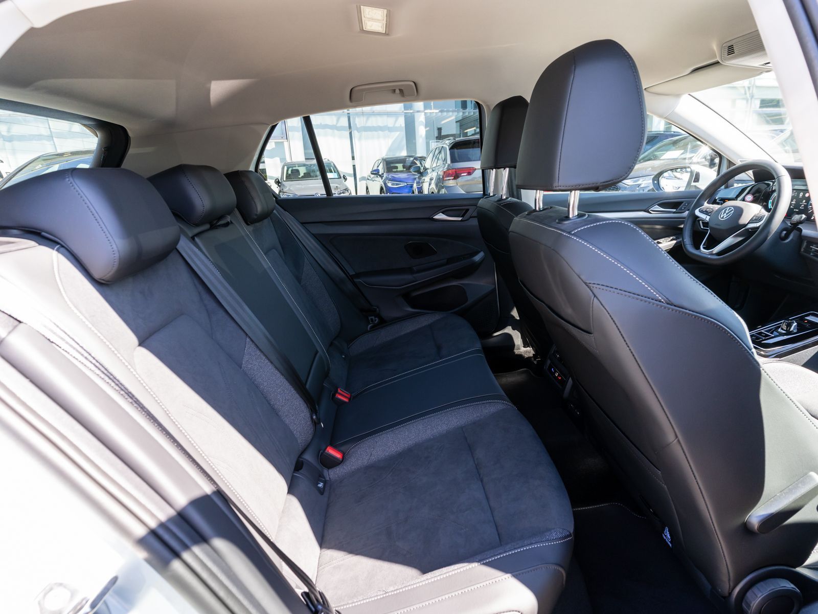 Volkswagen Golf - Bild 8