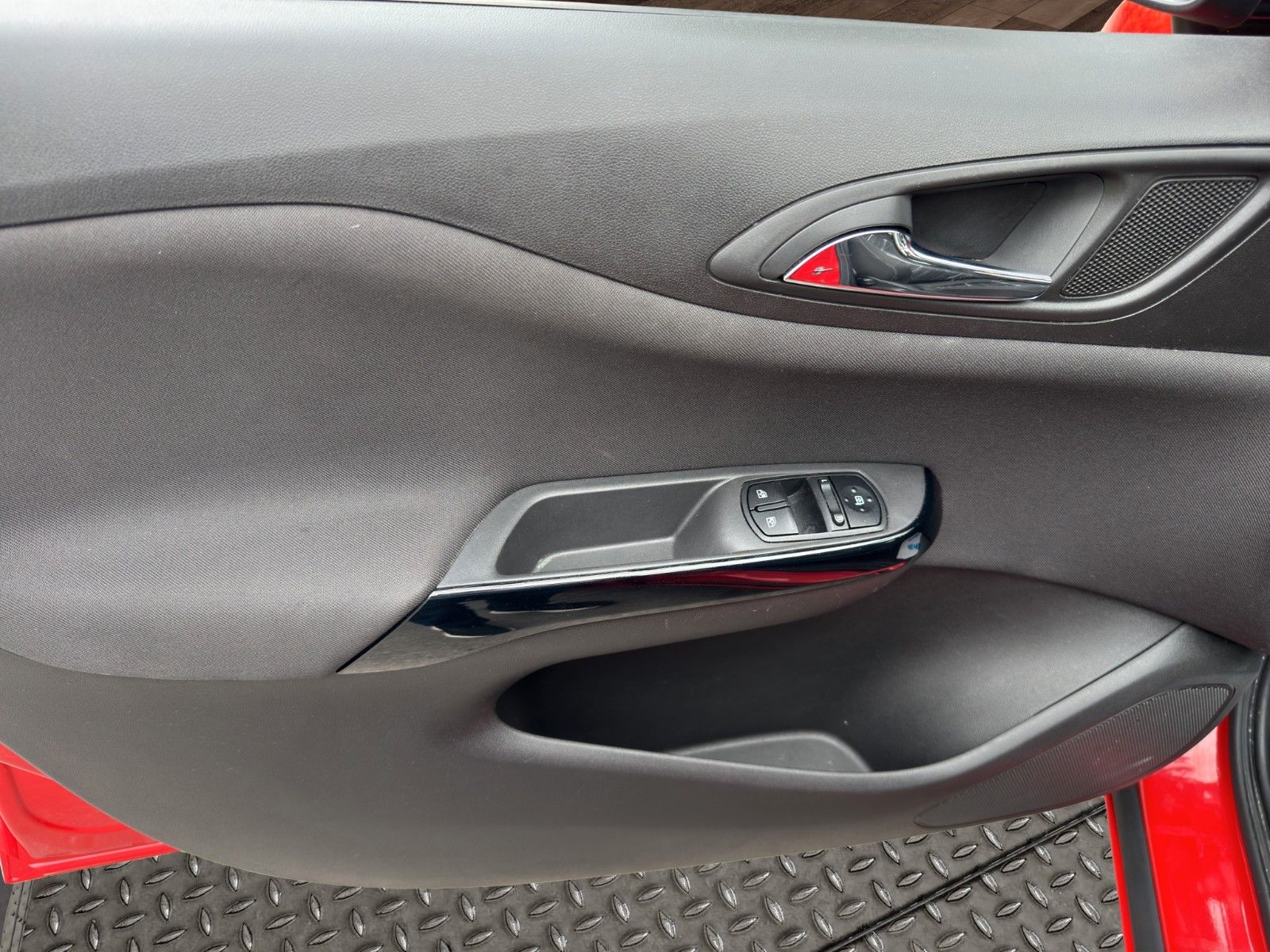 Fahrzeugabbildung Opel Corsa E Color Edition Klimaaut/Sitz+Lenkrad Heiz