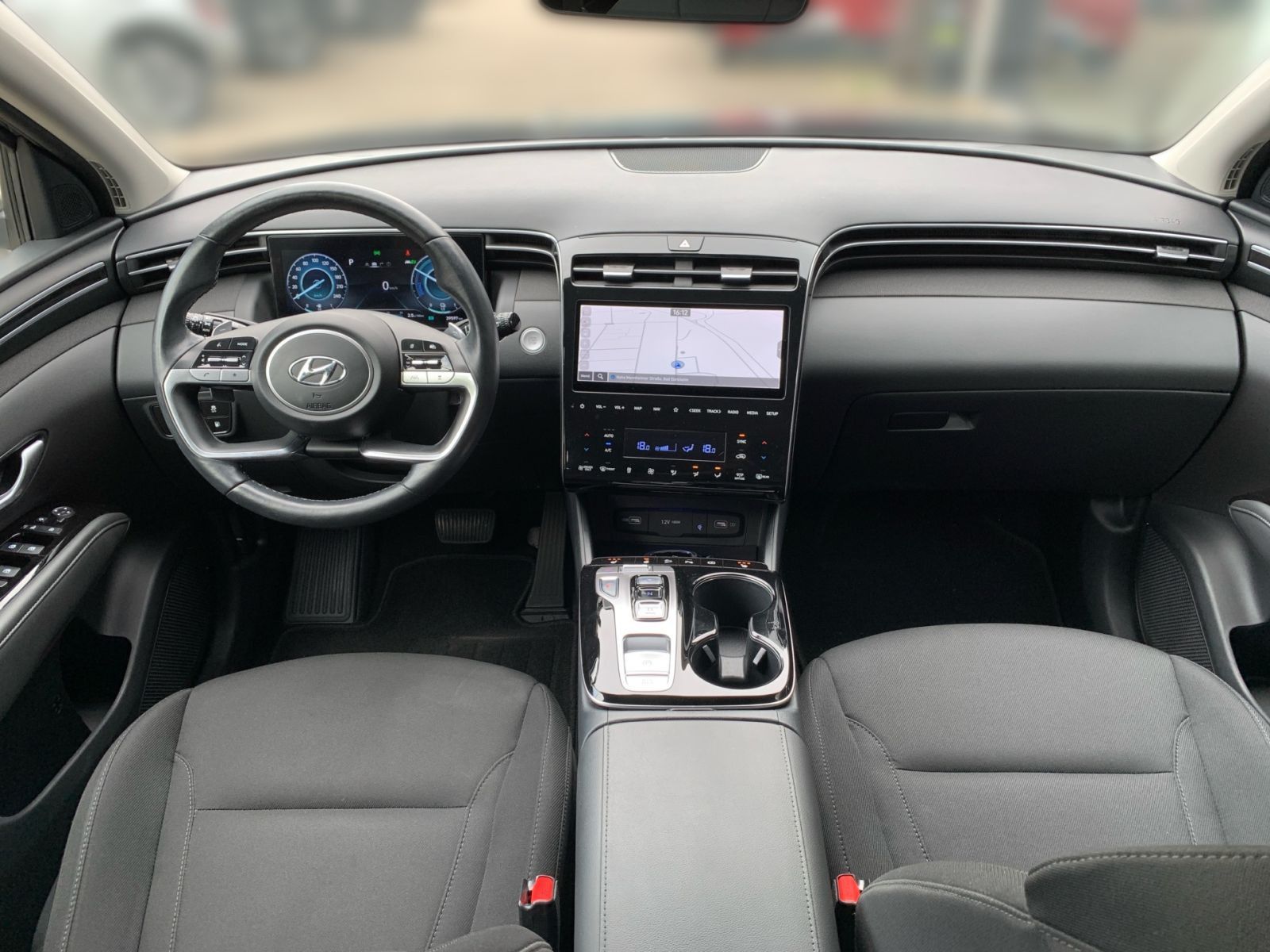 Fahrzeugabbildung Hyundai TUCSON 1.6 T-GDI Trend Plug-In Hybrid 4WD 1Hd