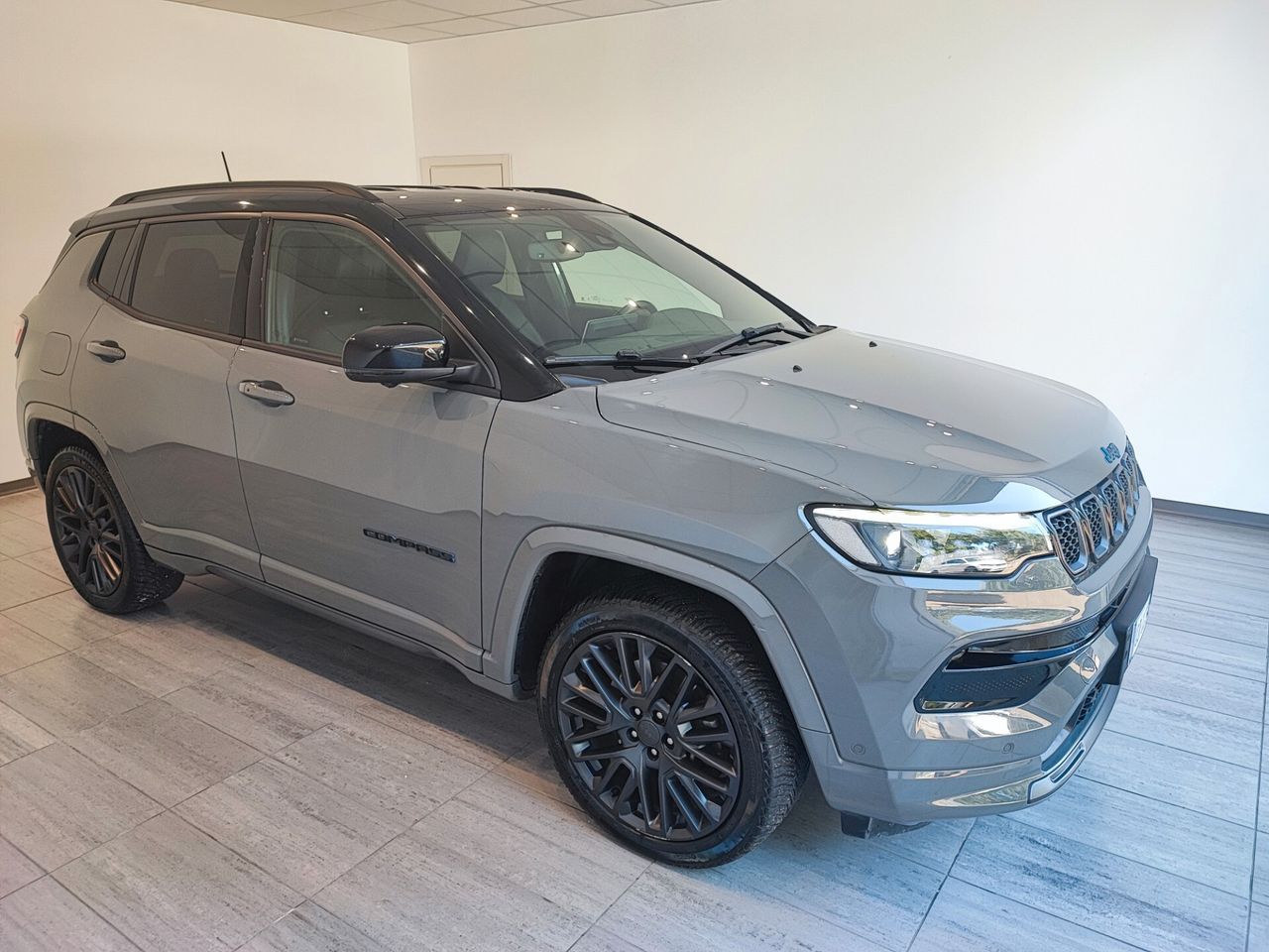 Jeep Compass 1.3 Turbo T4 240 CV PHEV AT6 4xe S imagem 3