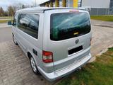 Volkswagen T5 California - silberne Volkswagen T5 California