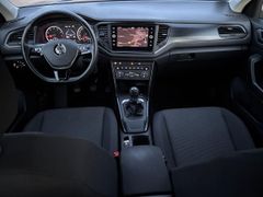 Fahrzeugabbildung Volkswagen T-ROC 1.0 TSI  DAB PDC SH CLIMATRONIC START/STOP