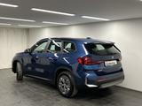 BMW iX1 xDrive30 Parkassistent LED DAB Shz Lhz - blaue BMW iX1