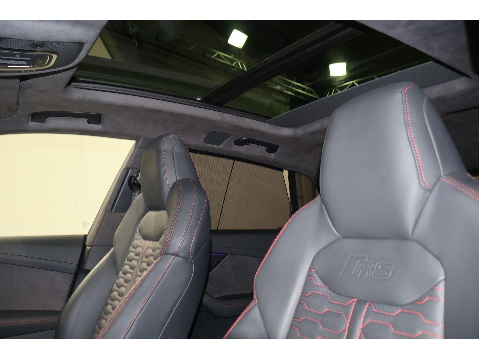 Audi RSQ8 - Bild 21