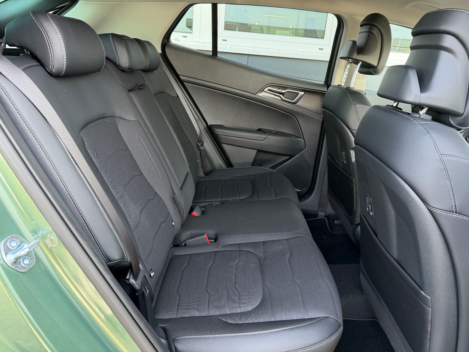 Fahrzeugabbildung Kia Sportage FL 1.6T 2WD DCT SPIRIT DRIVE SOUND