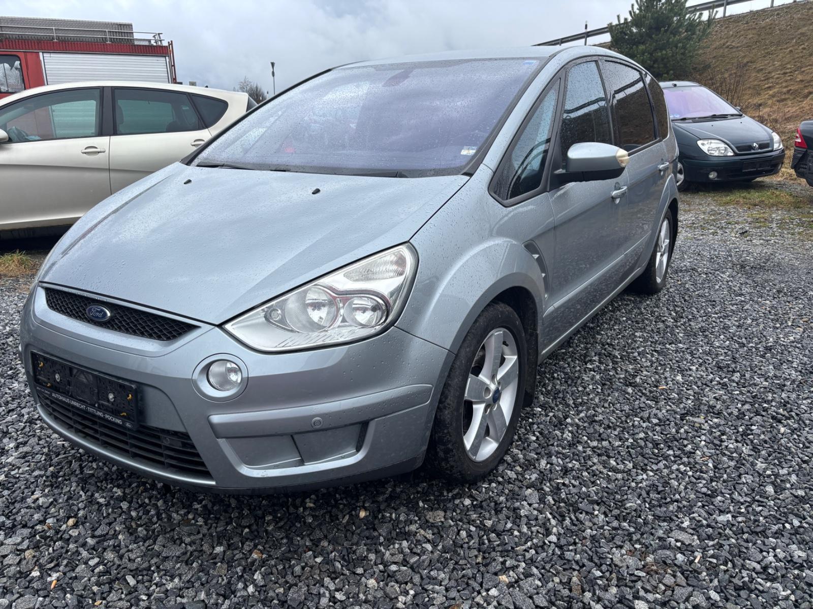 Ford S-Max 2,0 TDCi 103kW DPF Titanium 7 sitze