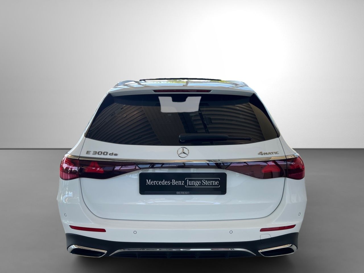 Mercedes-Benz E 300 T de 4M AMG Massage Sitzklima Superscreen foto 7
