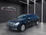 Mercedes-Benz E 250 E T-Modell / STANDHEIZUNG / NAVI / EURO 5 - Mercedes-Benz E 250 mit Diesel-Antrieb: Kombi, Schaltgetriebe