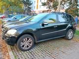 Mercedes-Benz Mercedes Benz  320 CDI 4-matic - Mercedes 320 SUV