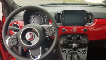 Fahrzeugabbildung Fiat 500 Red Hybrid