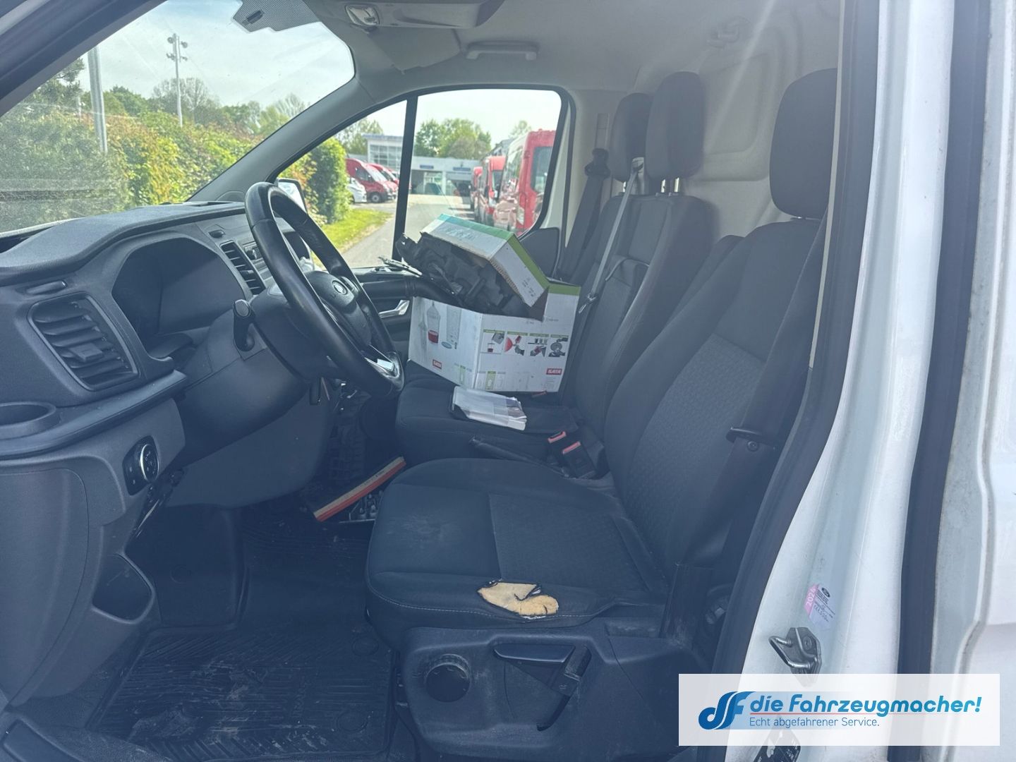 Fahrzeugabbildung Ford Transit Custom Kasten 280 L1 Trend *MOTORSCHADE