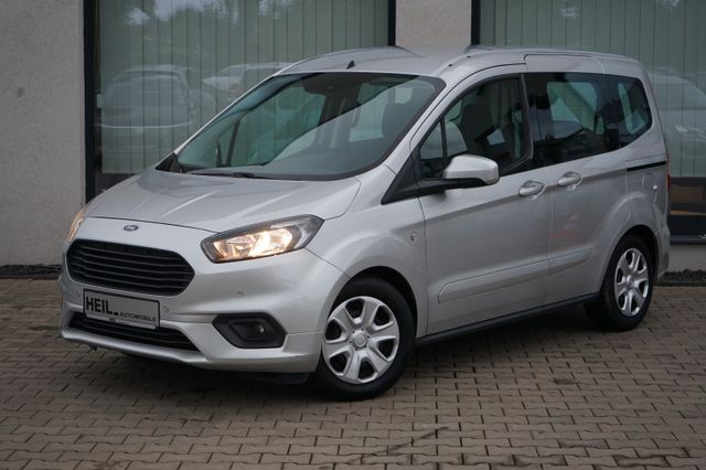 Ford Tourneo Courier Trend*NAVI*PDC*SHZ