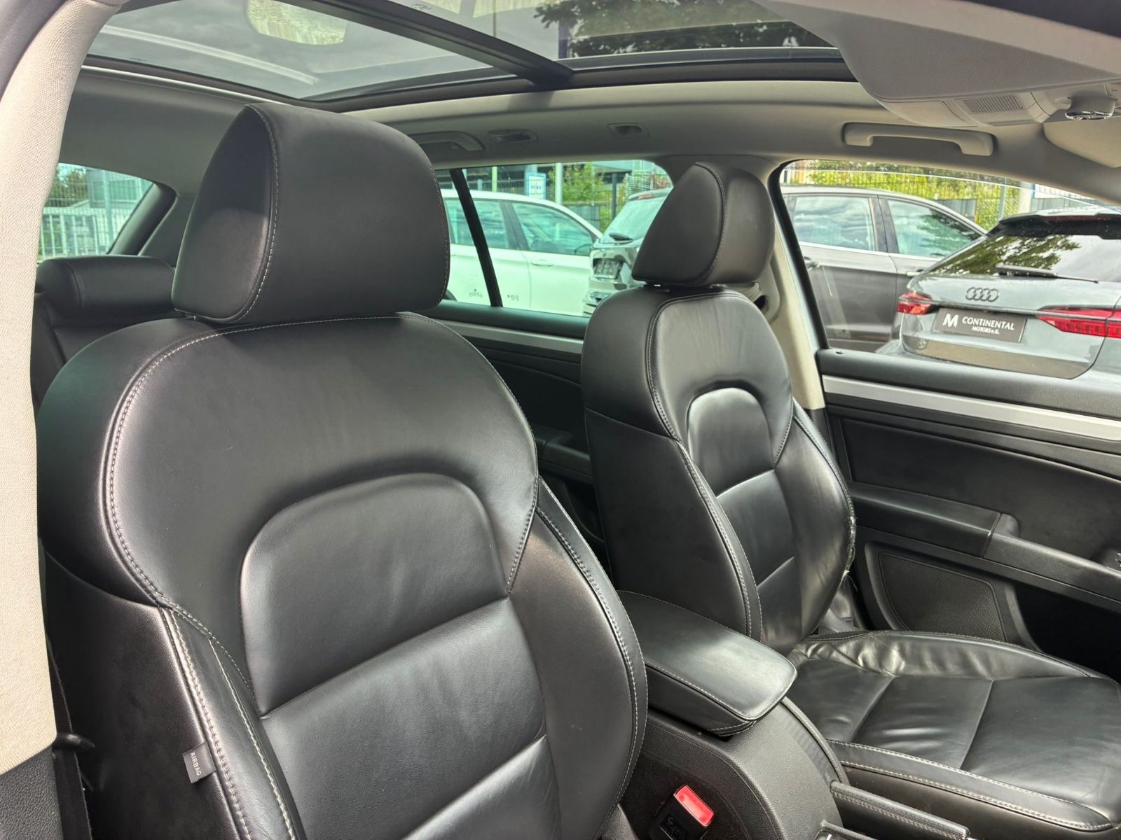 SKODA Superb Superb 2.0 TDI Elegance 4x4*DSG*Pano*Xenon*, Ansicht 10