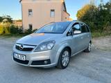 Opel Zafira 1.9 CDTI 88kW - - Opel Zafira aus 2007 mit Diesel-Antrieb
