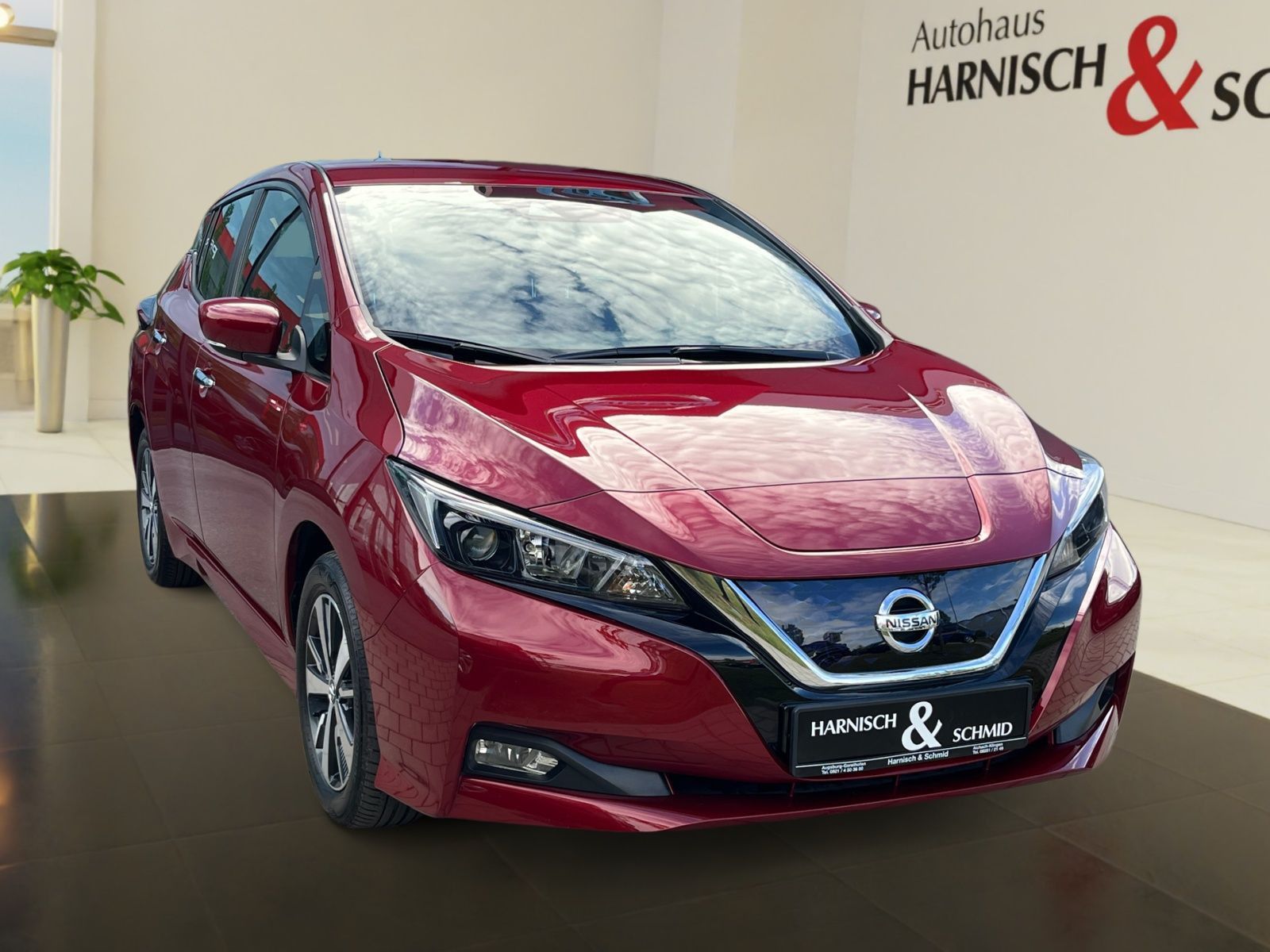 Fahrzeugabbildung Nissan Leaf 40KW/h - Acenta - 360°Kamera; SOH95%