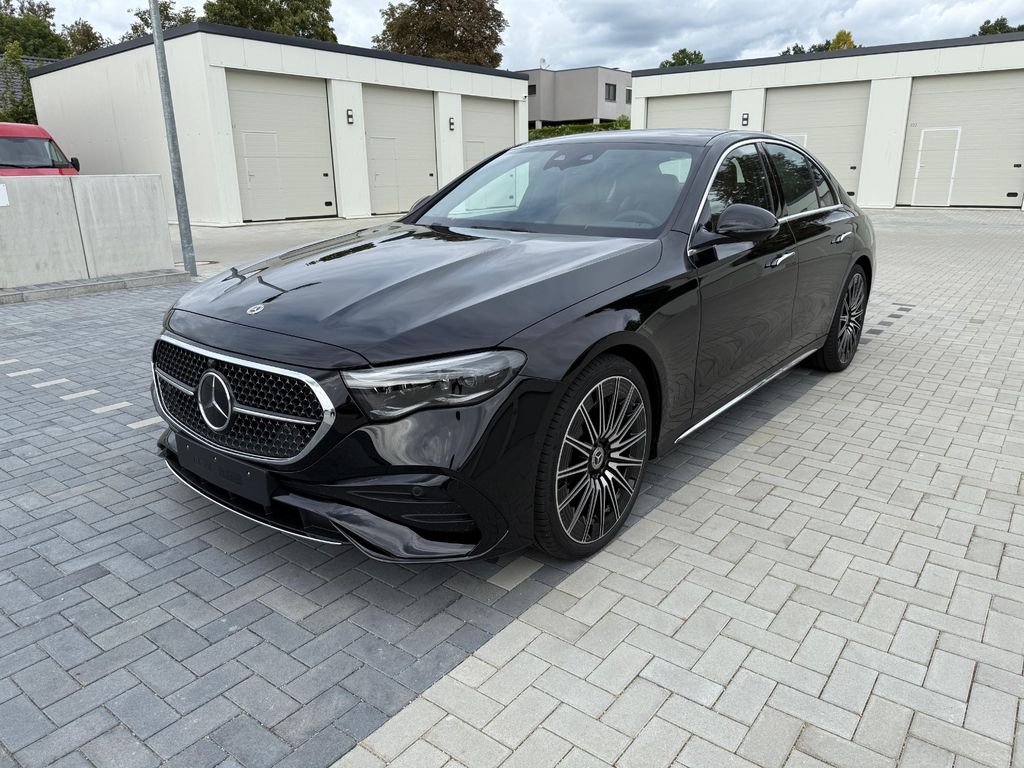 Mercedes-Benz E 200 Premium Plus MY26 Superscreen