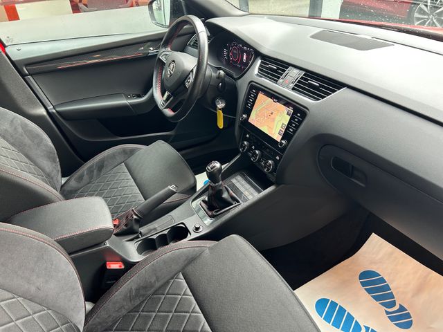 Fahrzeugabbildung Skoda Octavia Combi RS 245+CarPlay+LED+Dig.Cockpit+AHK