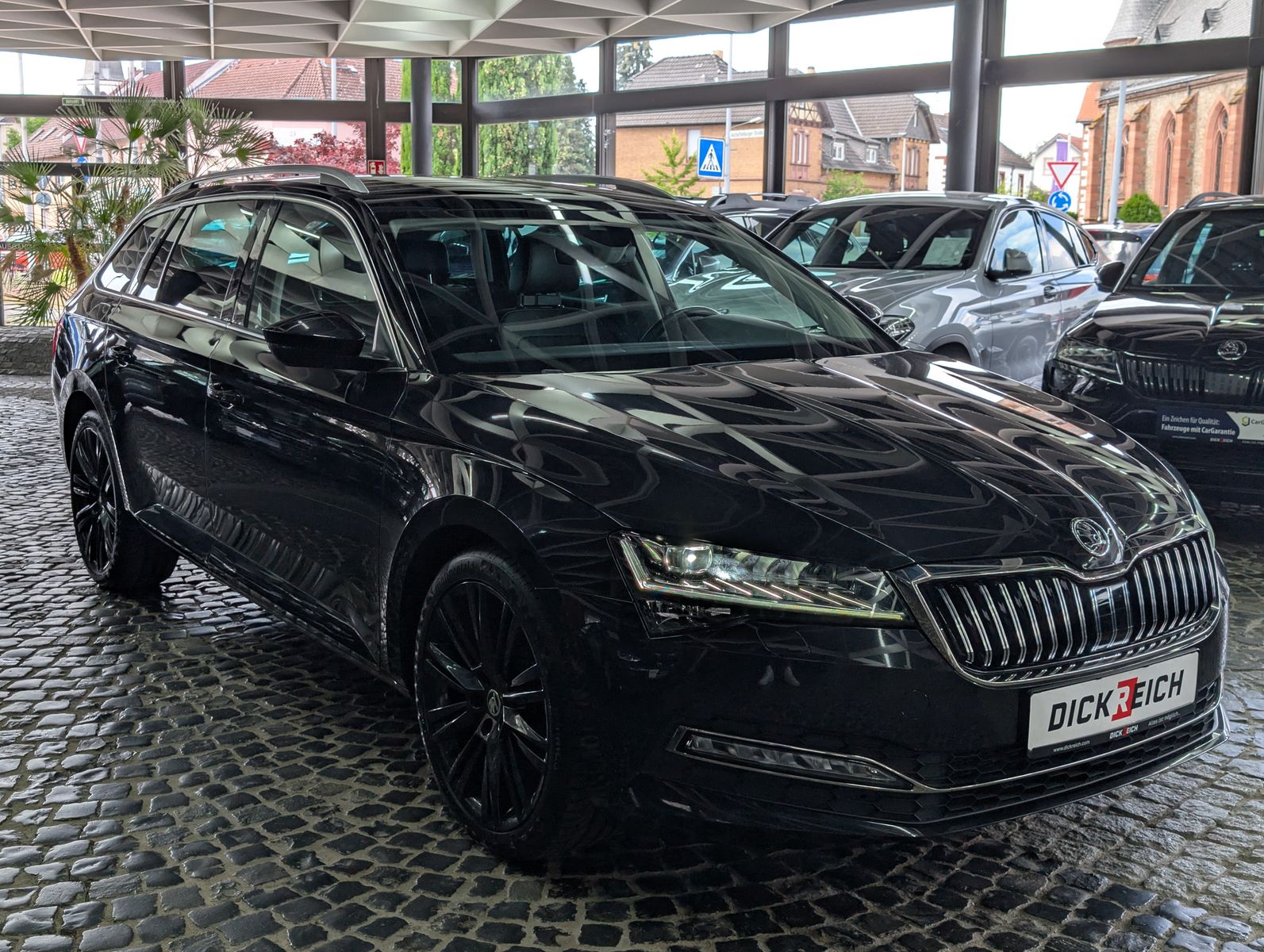 Fahrzeugabbildung SKODA Superb Premium Edition 2.0 TDI ACC VIRT MASSAGE