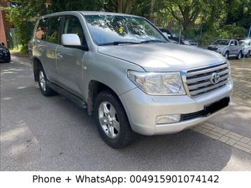 Toyota Land Cruiser - 2