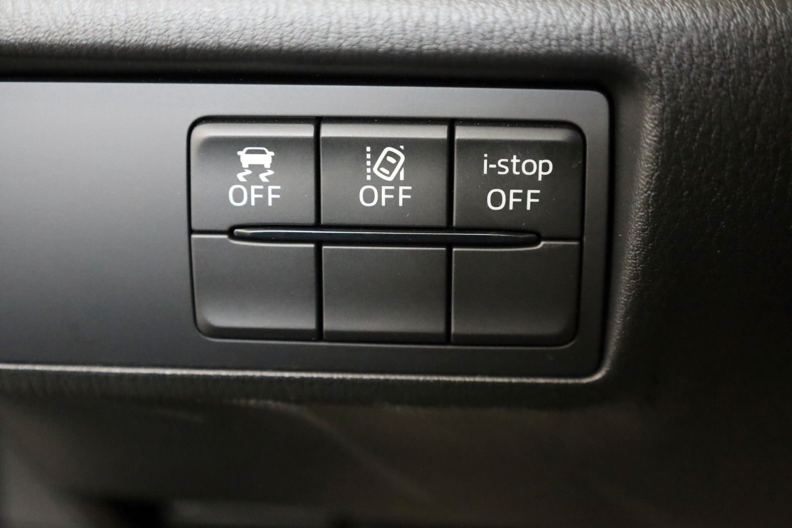 Fahrzeugabbildung Mazda MX-5 Kazari,Leder,Navi,Matrix LED,Kamera,BOSE