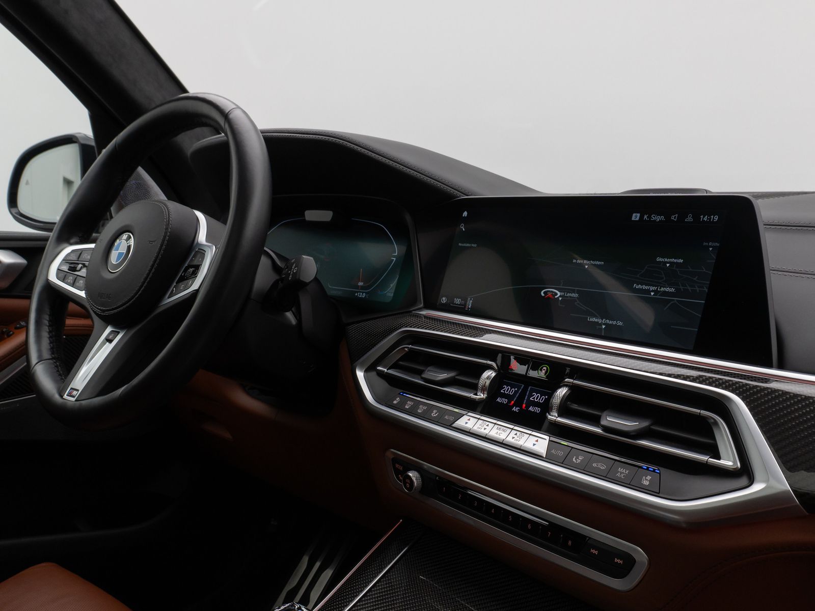 Fahrzeugabbildung BMW X5 xD40d M Sport B&W SoftClose Panorama HUD Voll