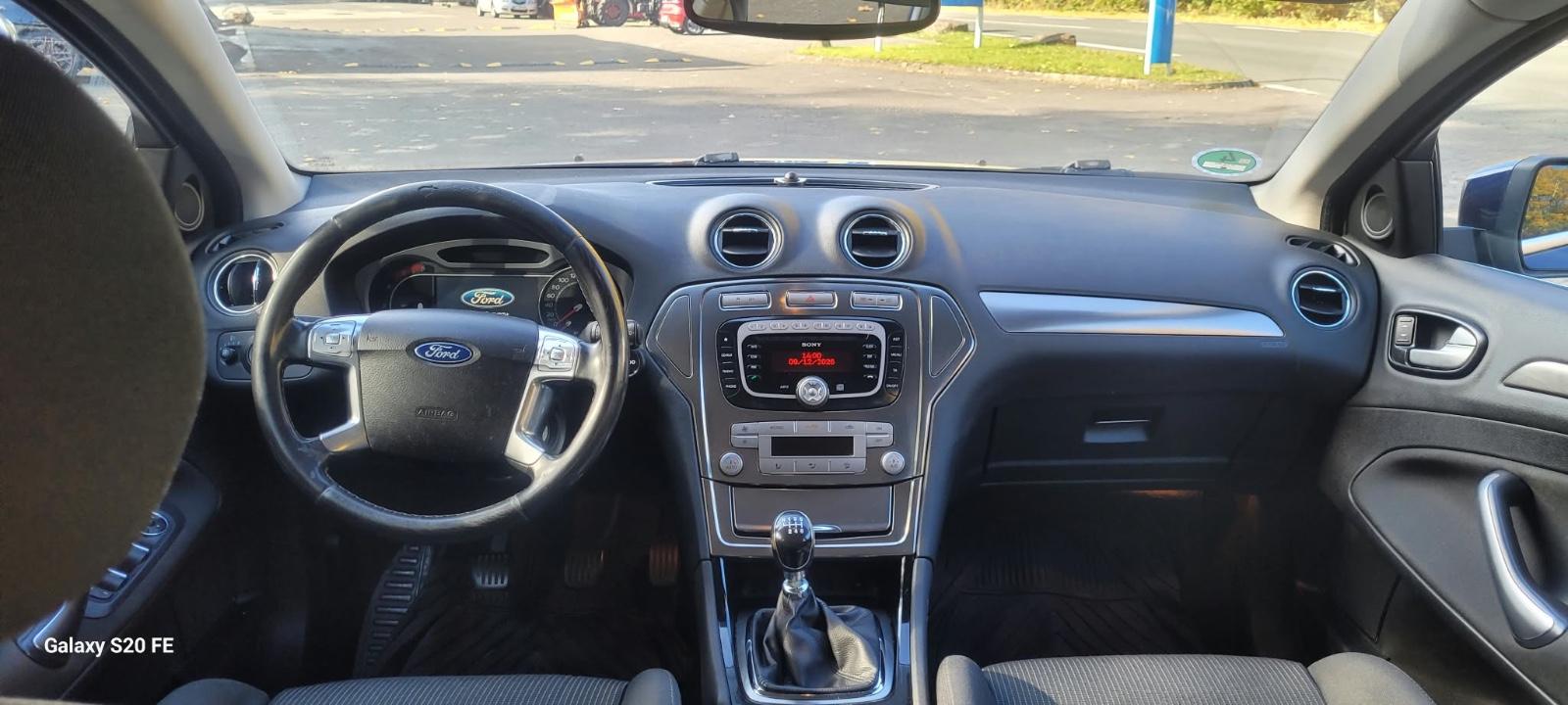 Ford Mondeo 2009 — photo 11