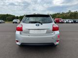 Toyota Auris 1.8 5D Hybrid 100PS 74554 READY - Toyota Auris mit Hybrid-Antrieb: 1.8