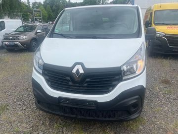 Renault Trafic - 11