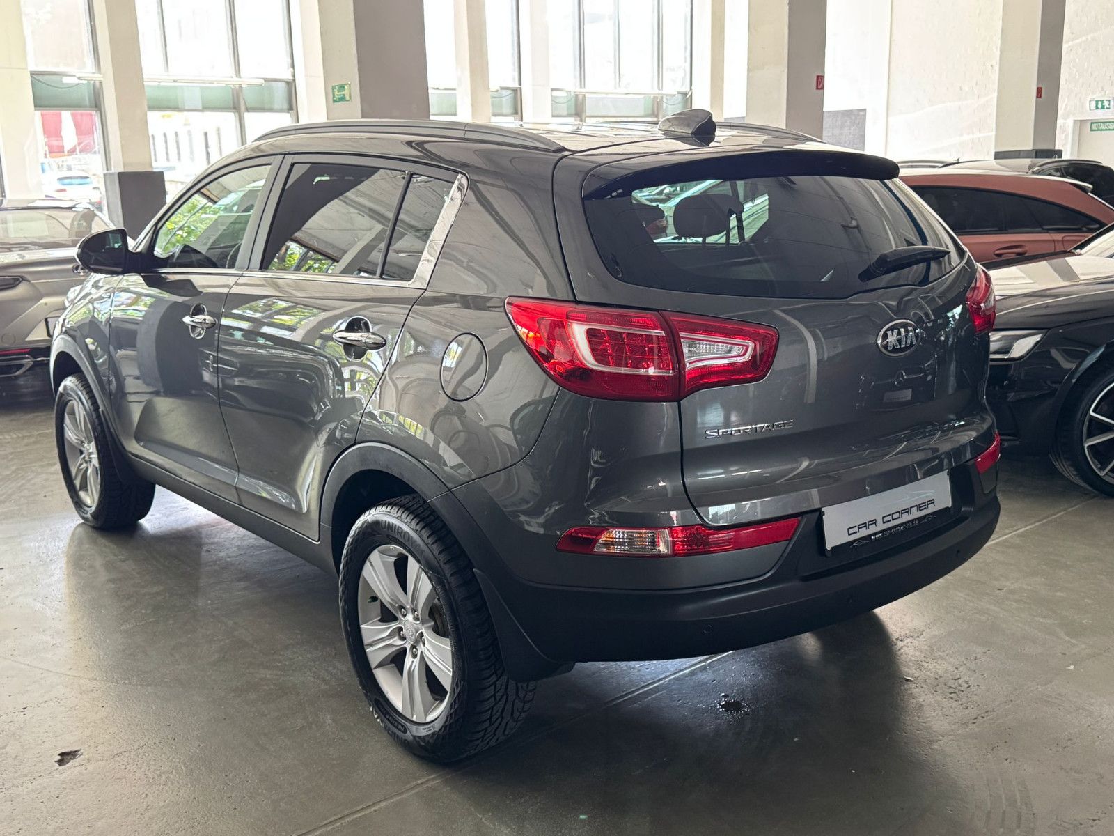 Kia Sportage 2.0 VISION 4WD AUTOMATIK UNFALLFREI 1H