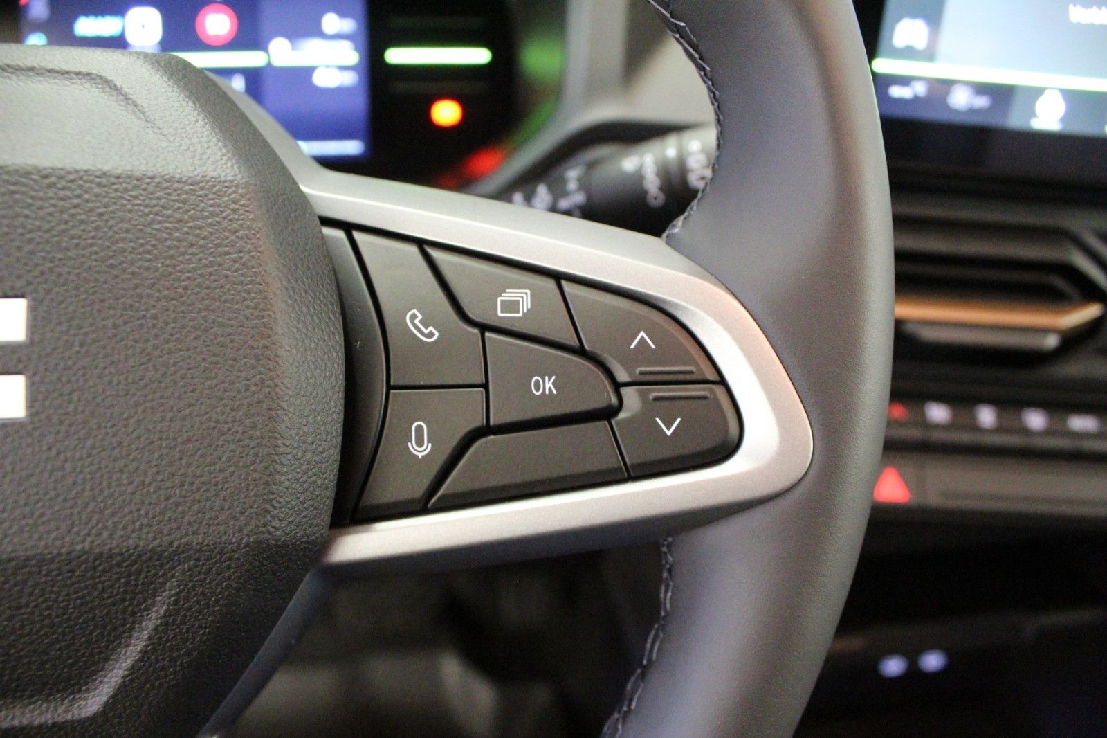 Fahrzeugabbildung Dacia Duster hybrid 155 Extreme *City-*Technik-*Winter