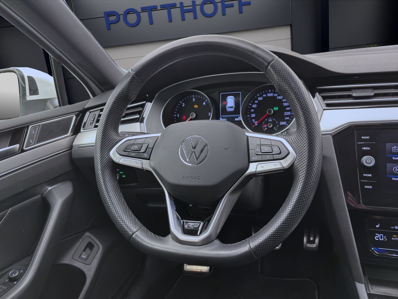 Volkswagen Passat Variant - Bild 11