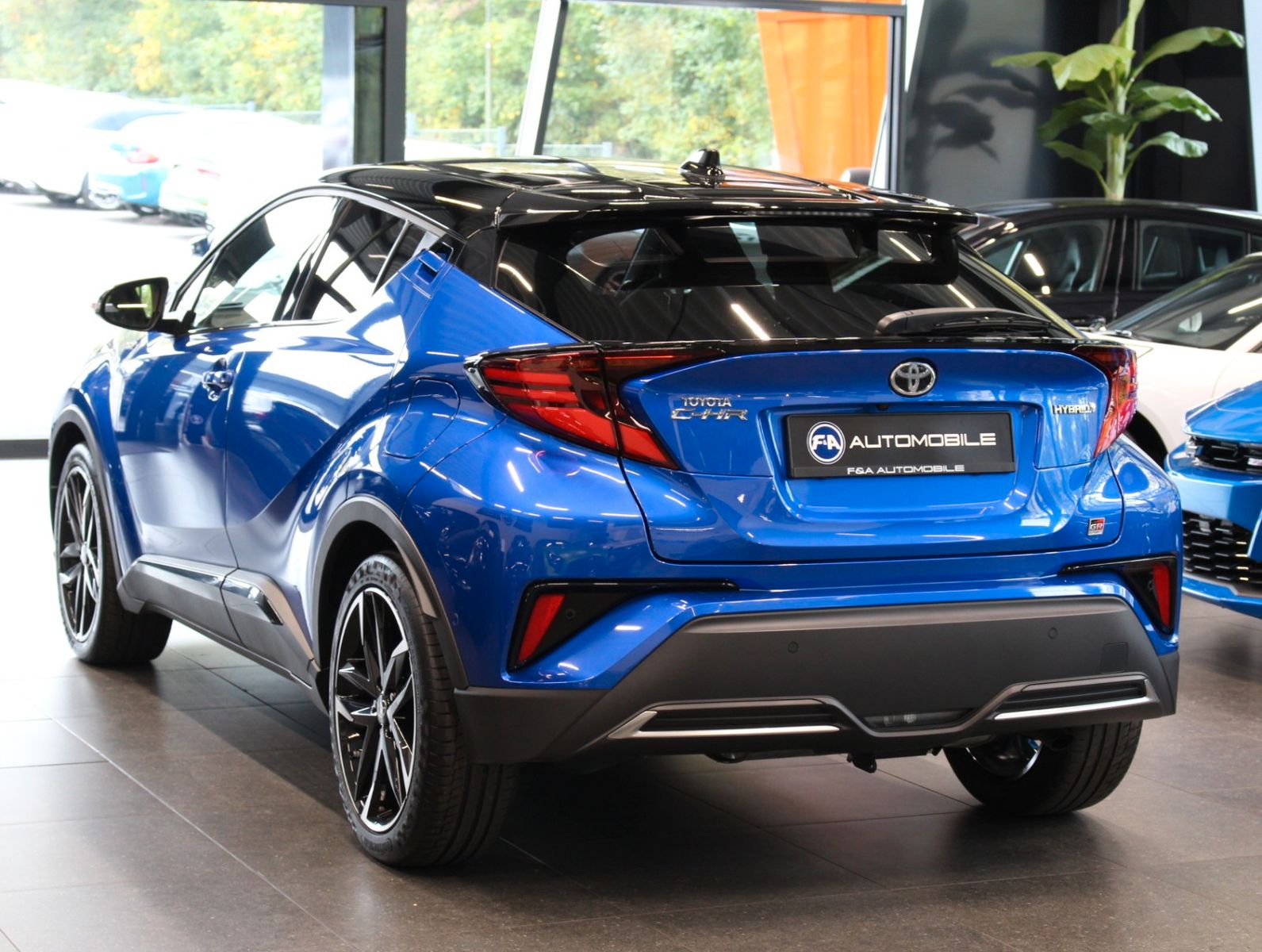 Fahrzeugabbildung Toyota C-HR Hybrid GR Sport 2.0 EU6d Kamera+Navi+LED