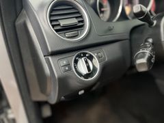 MERCEDES-BENZ C 220 T CDI / DESIGNO / HARMAN KARDON/ AUTOM./ MERCEDES-BENZ C 220 T CDI / DESIGNO / HARMAN KARDON/ AUTOM./