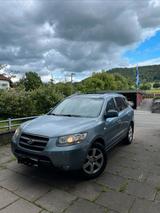 Hyundai Santa fe - Hyundai SANTA FE aus 2010: Geländewagen